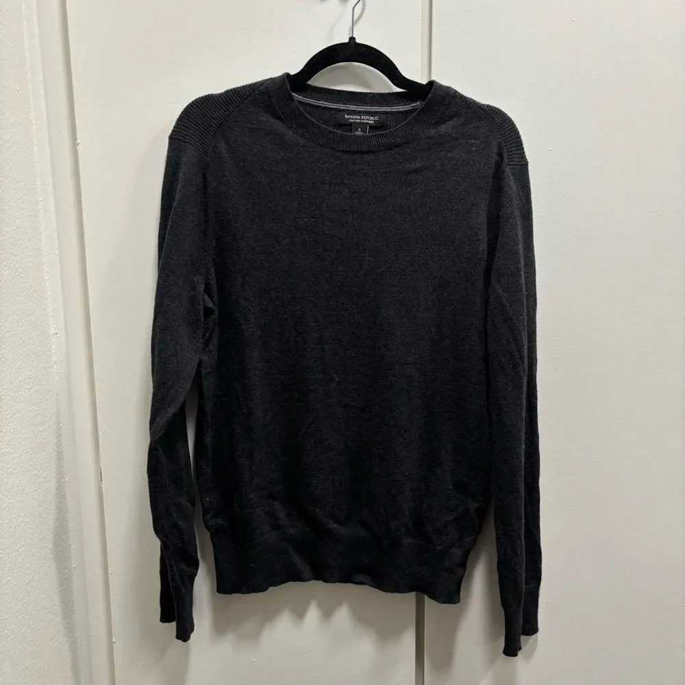 Banana Republic Men’s Small Dark Grey Cotton Cashmere Long Sleeve Sweater